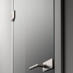 Flächenbündige Tür